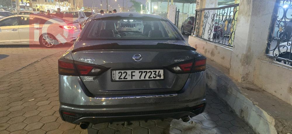 نيسان ألتيما